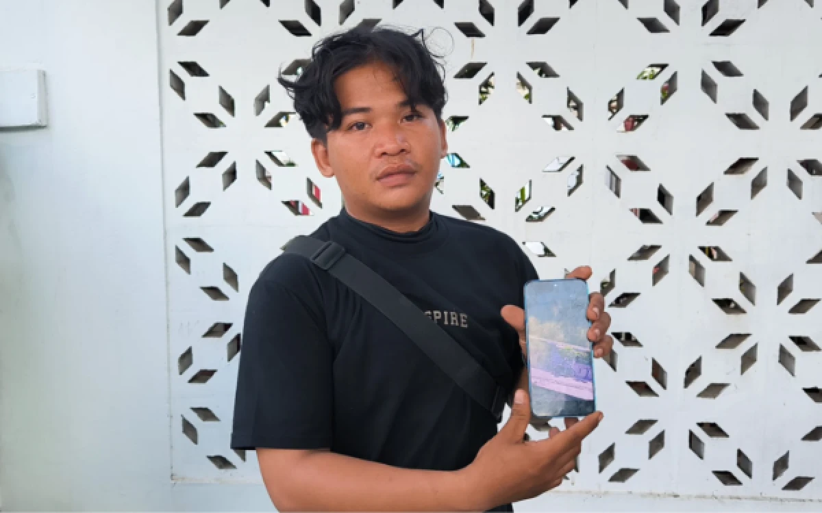 Thumbnail Berita - Hitungan Detik, Motor Kurir Berisi 128 Paket Raib Digondol Pencuri di Palembang