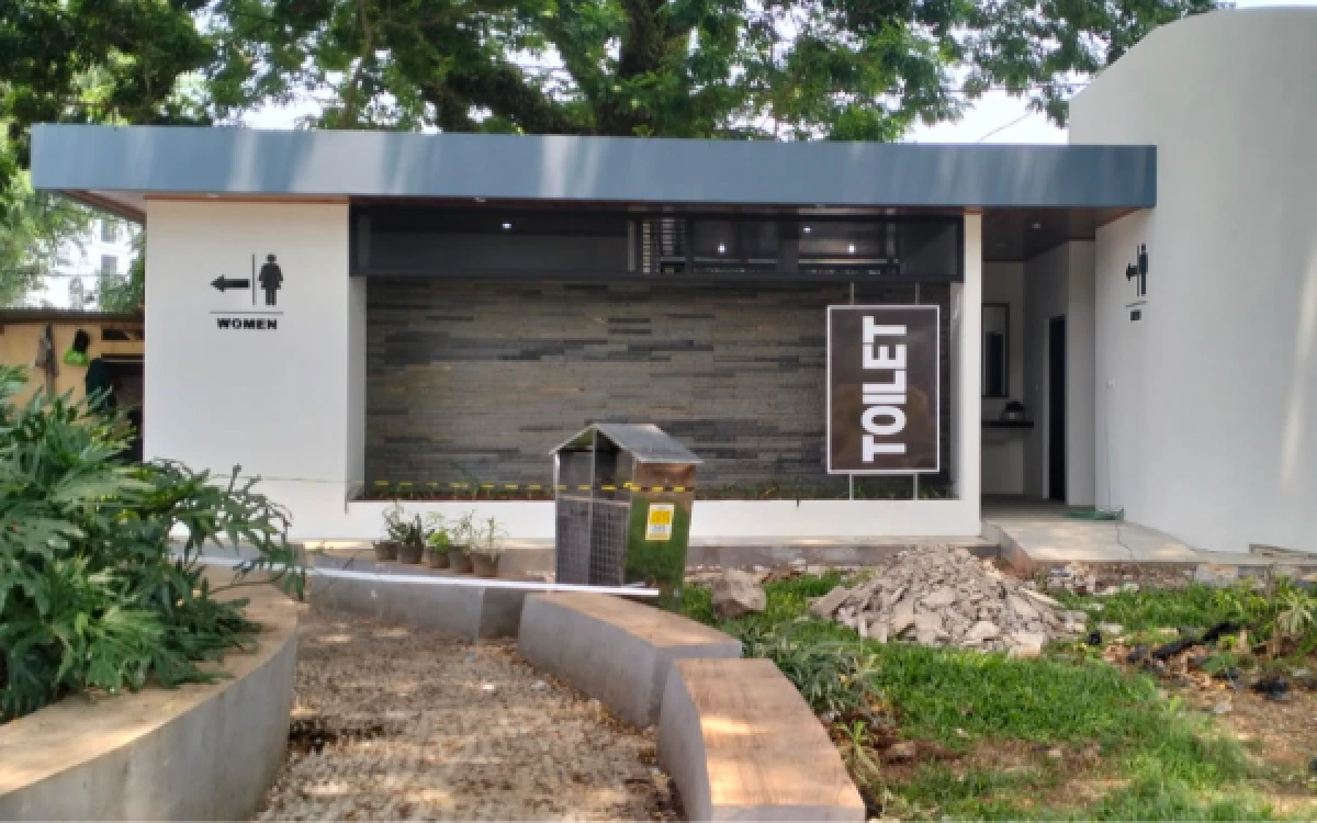 Thumbnail Berita - Air Toilet Umum Alun-Alun Rangkasbitung Kembali Mengalir Usai Sumur Bor Longsor