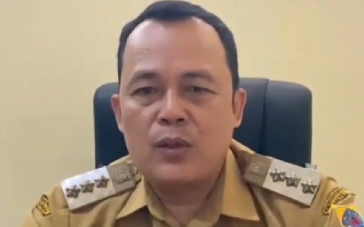 Thumbnail Berita - Camat Bantarkawung Brebes Ajak Warga Perkuat Komunikasi Keluarga di Tengah Tekanan Hidup