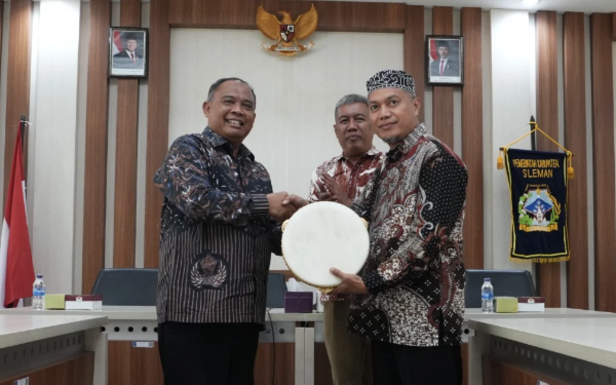 Thumbnail Berita - Jaga Warisan Leluhur, Pemkab Sleman Kucurkan Hibah Alat Musik ke Belasan Kelompok Seni