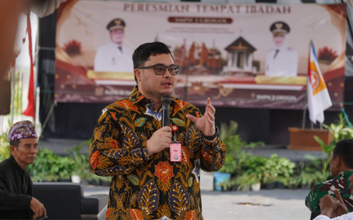 Thumbnail Berita - Mas Dhito Resmikan 3 Tempat Ibadah Sekolah di Kediri, Teguhkan Toleransi Sejak Dini
