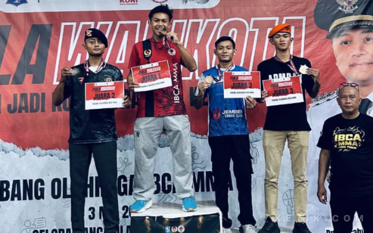 Thumbnail Berita - Tak Gentar Lawan TNI dan Brimob, Kang Ali Atlet Pagar Nusa Amankan Perunggu untuk UIN KHAS Jember