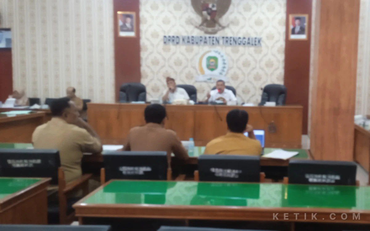Thumbnail Berita - Komisi IV DPRD Trenggalek Bedah KUPA-PPAS TA 2026 Bersama OPD Mitra