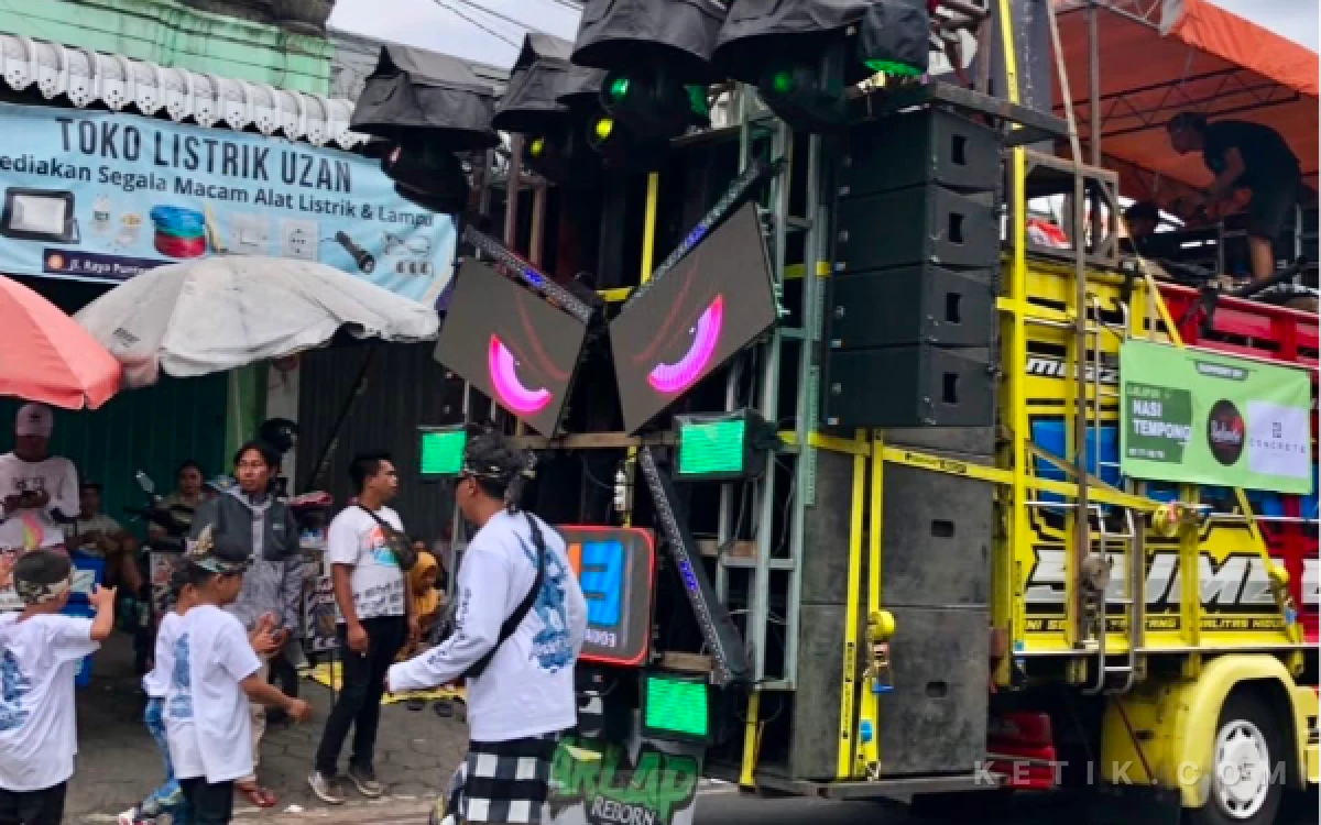 Thumbnail Berita - Sound Horeg di Kota Batu Dibatasi 6 Subwoofer, Acara Wajib Berakhir Pukul 23.00