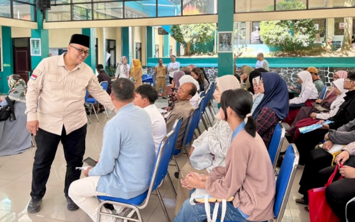 Thumbnail Berita - Pantau SPMB 2026, Disdik Kota Batu Tegaskan Tak Ada Sekolah Favorit di SMP Negeri