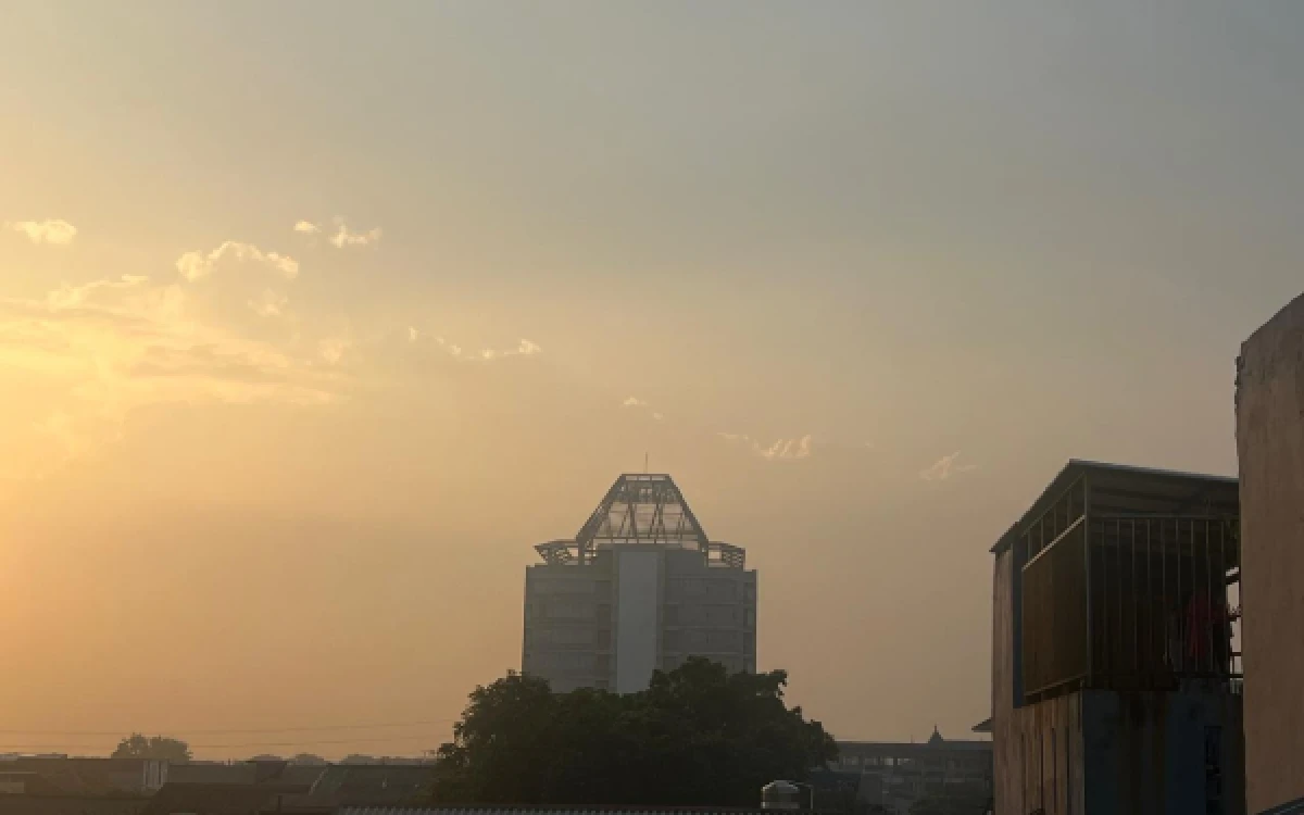 Thumbnail Berita - Info Cuaca 20 Juni 2026, Surabaya Sebagian Besar Cerah, Sidoarjo Cerah