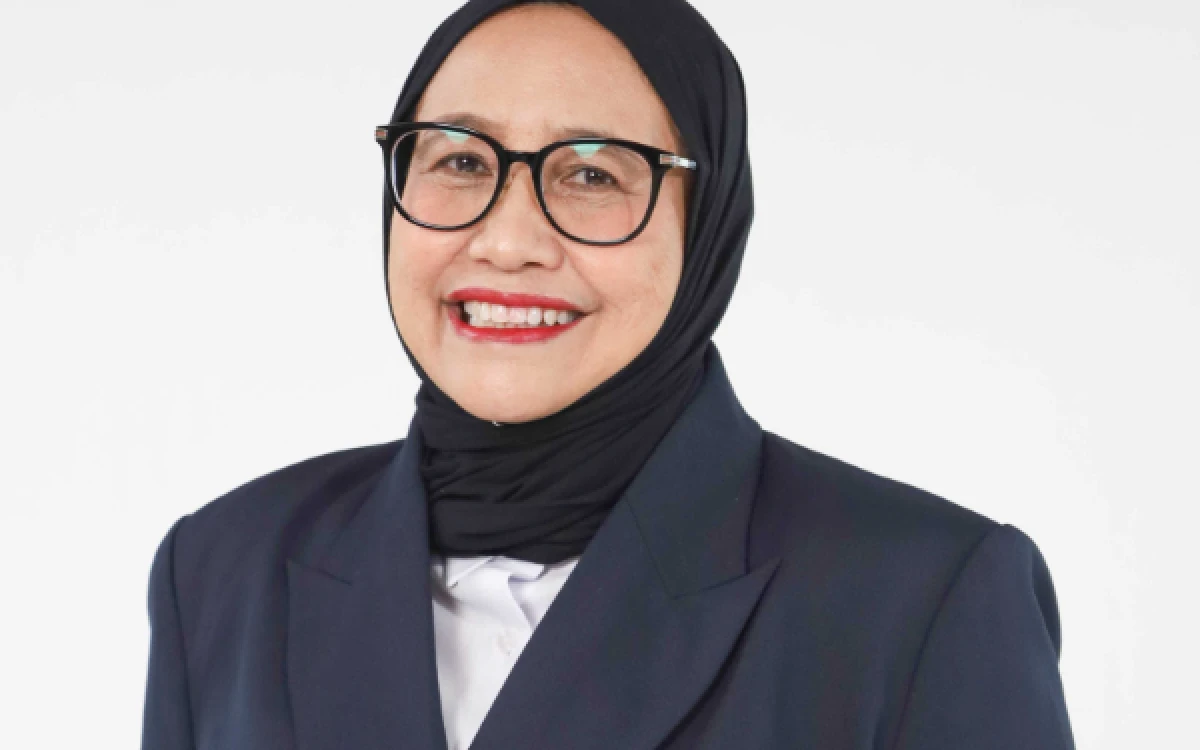 Thumbnail Berita - Prabowo Tunjuk Kepala BGN Baru, Berikut Profil Nanik S Deyang