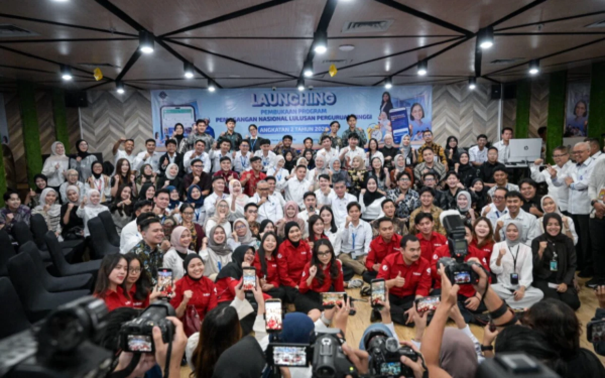 Thumbnail Berita - Peserta Magang Nasional 2026 Digaji Rp3,5–6 Juta, 30 Persen Bisa Direkrut Jadi Pegawai Tetap