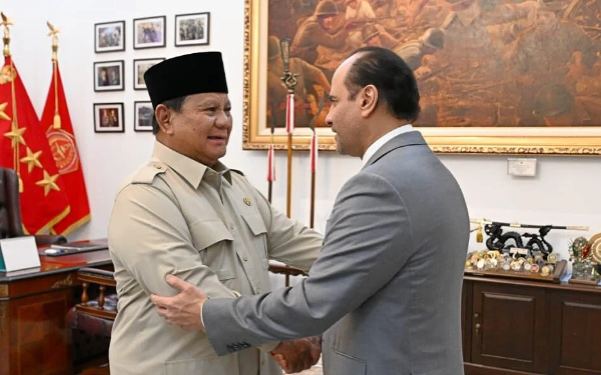 Thumbnail Berita - Bawa Pesan Emir Qatar, Wakil PM Qatar Temui Prabowo di Istana Merdeka