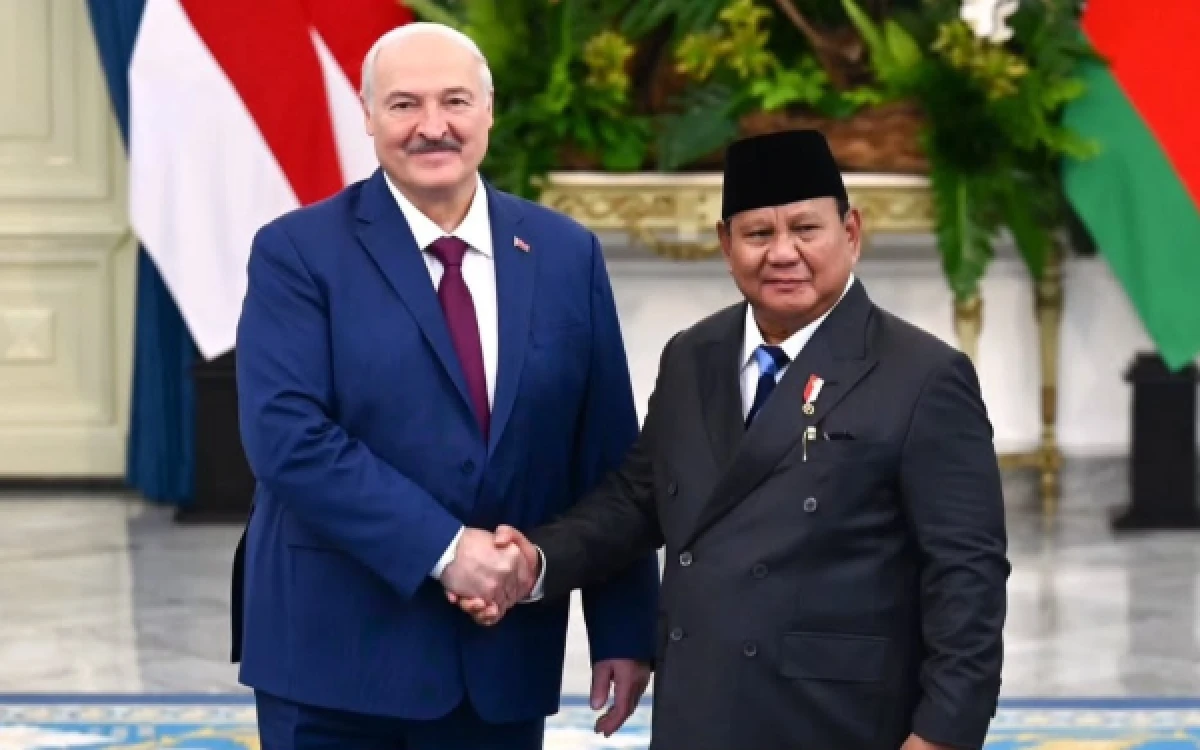 Thumbnail Berita - Kunjungan Bersejarah: Presiden Belarus Jadi Kepala Negara Pertama yang Menginap di Istana