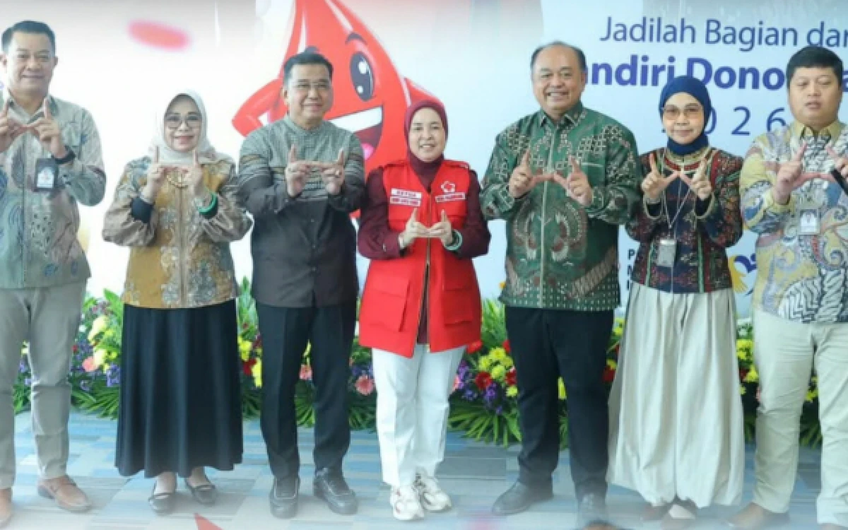 Thumbnail Berita - Gandeng 300 Pendonor, Aksi Bank Mandiri  dan PMI Palembang Bantu Amankan Stok Darah