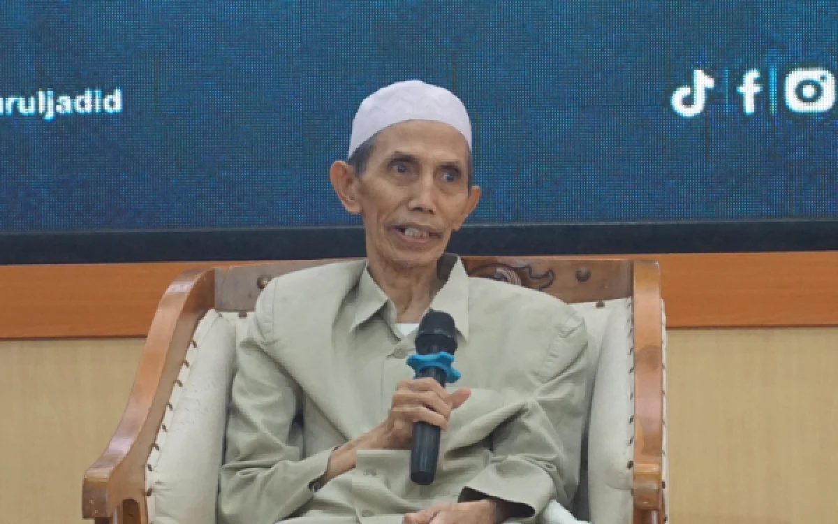 Thumbnail Berita - Hadiri Reuni dan Temu Alumni P4NJ, Ini Pesan KH Zuhri Zaini