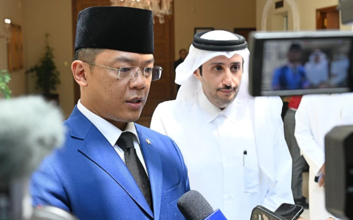Thumbnail Berita - Menlu RI Sampaikan Duka Cita, Sebut Sheikh Hamad Tokoh Penting Transformasi Qatar