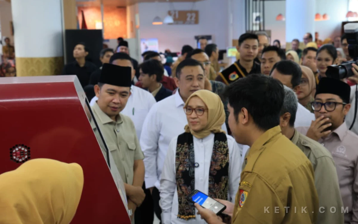 Thumbnail MenPAN-RB Puji Inovasi Jember, 279 Layanan Publik Terintegrasi dalam Satu Tempat