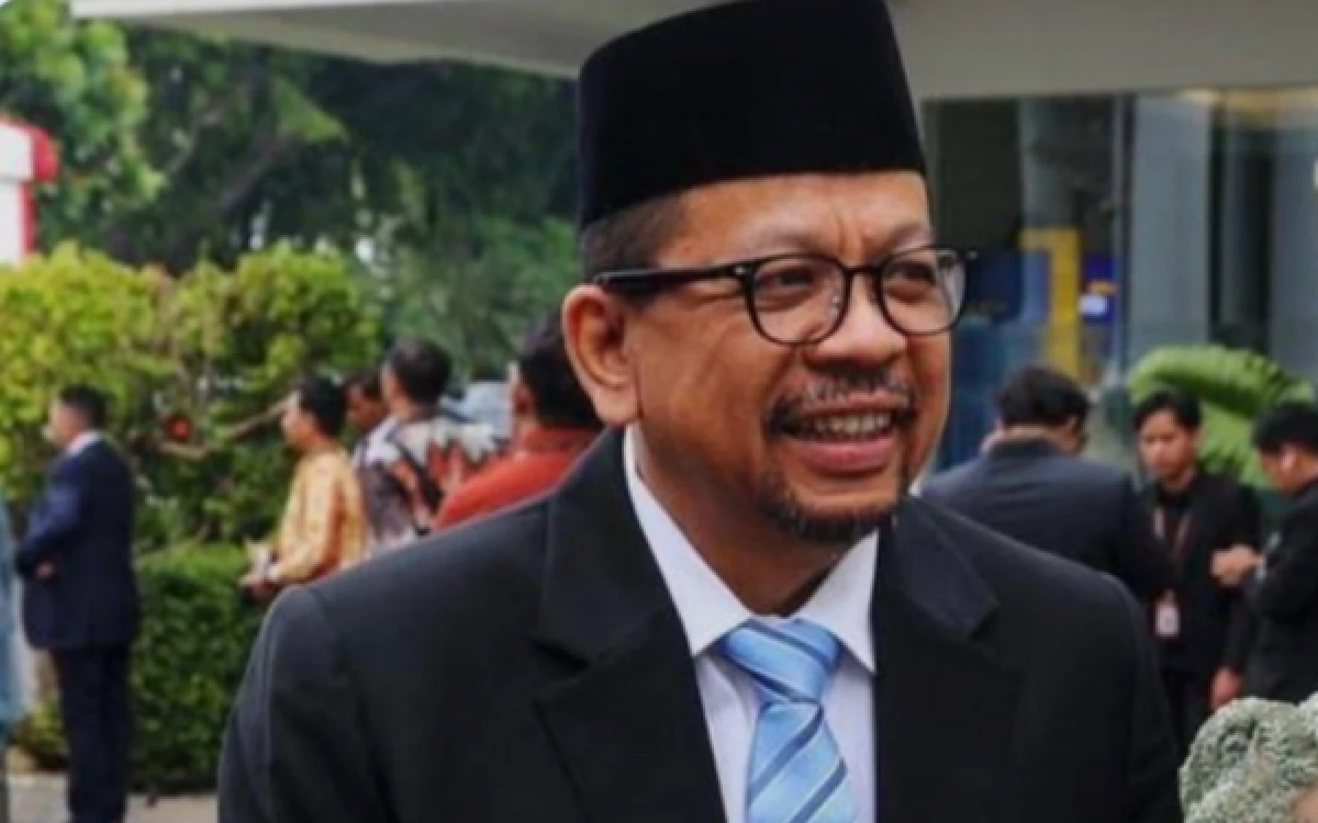 Thumbnail Berita - Bakom Sebut Prabowo Minta Polri hingga Kejaksaan Evaluasi Diri