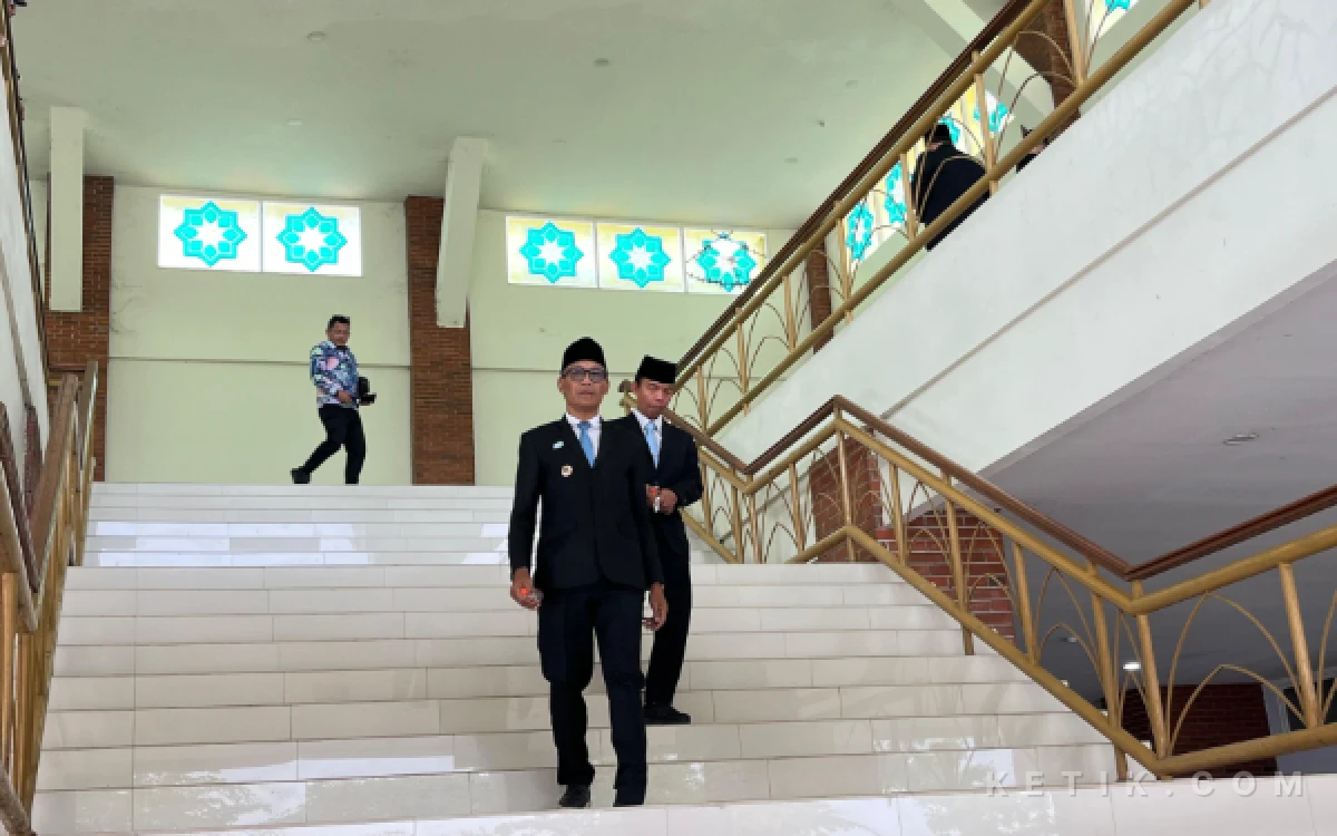 Thumbnail Berita - Wali Kota Mendadak Dipanggil ke Jakarta, Pelantikan 176 Pejabat Pemkot Malang Ditunda