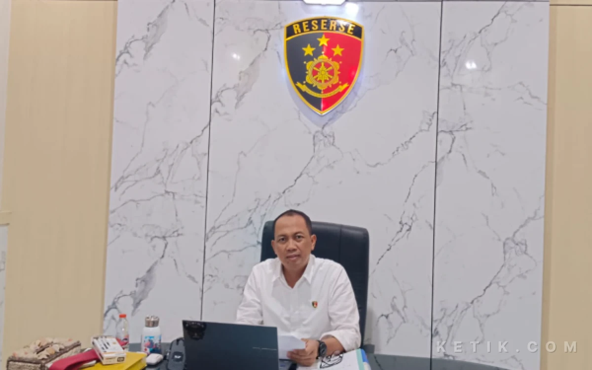 Thumbnail Berita - Penyebab Kematian Bidan RSUD Besuki Terungkap, Kasatreskrim Polres Situbondo Beberkan Hasil Autopsi