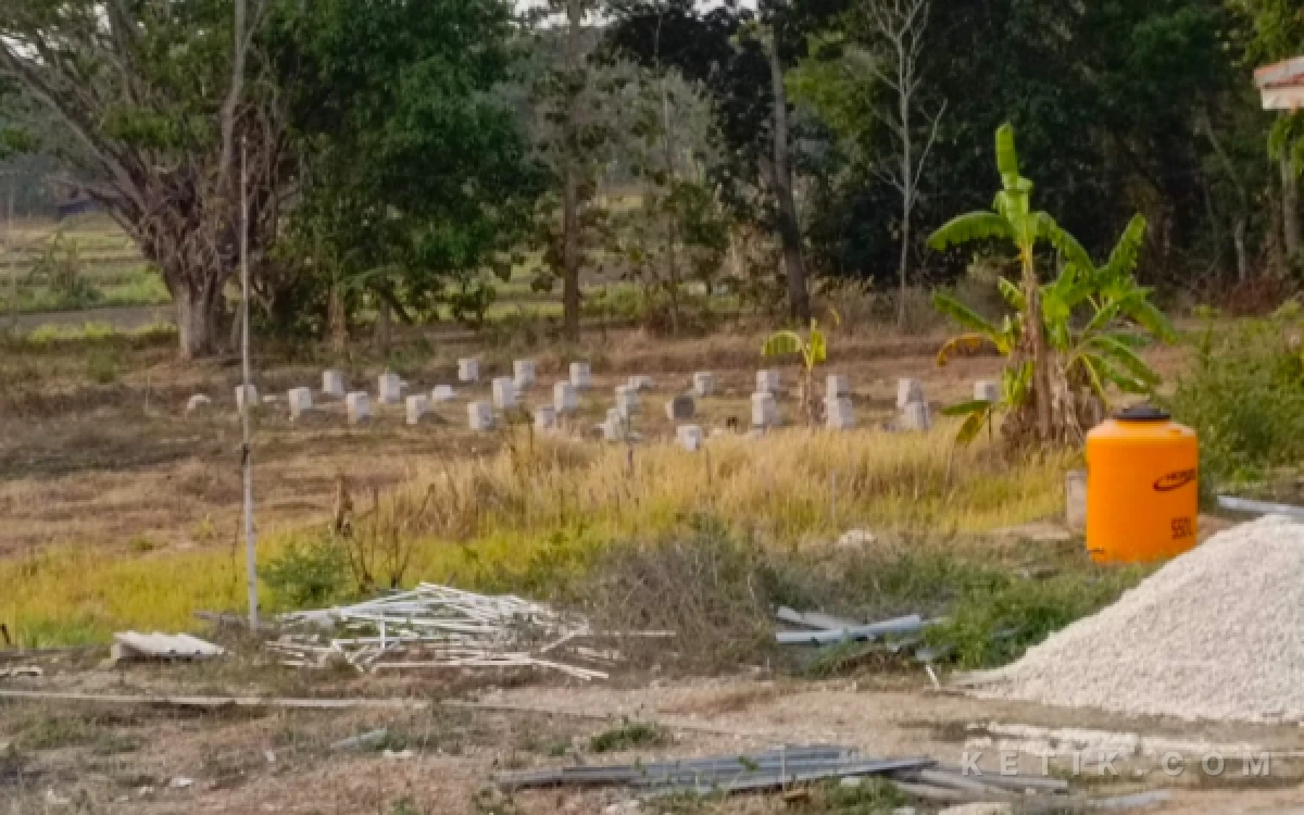 Thumbnail Berita - Makan Dana Desa Ratusan Juta, BUMDes Ayam Petelur Desa Baruh Sampang Mangkrak