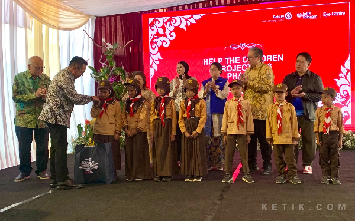 Thumbnail Berita - Setahun Ishk Tolaram Eye Centre, Gandeng Rotary Beri Akses Operasi Katarak Gratis di Kota Batu