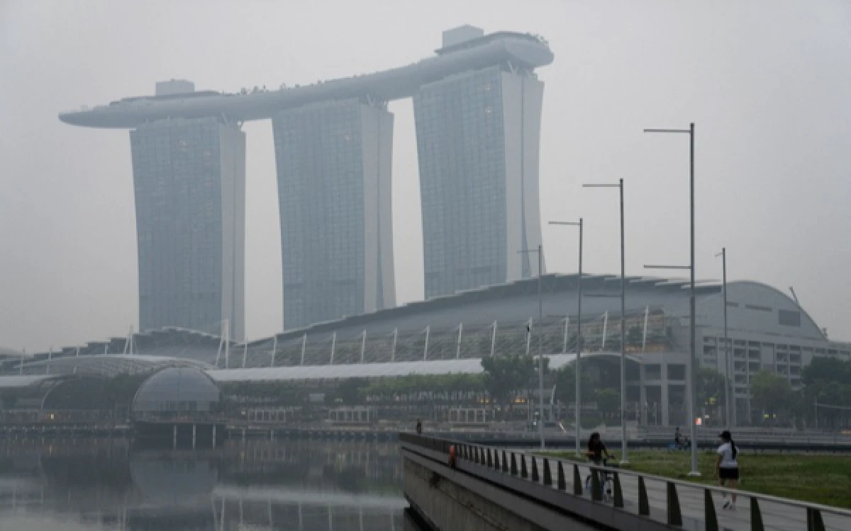 Thumbnail Berita - Singapura Buka Opsi Denda dan Tuntutan Hukum terhadap 7 Perusahaan RI soal Karhutla