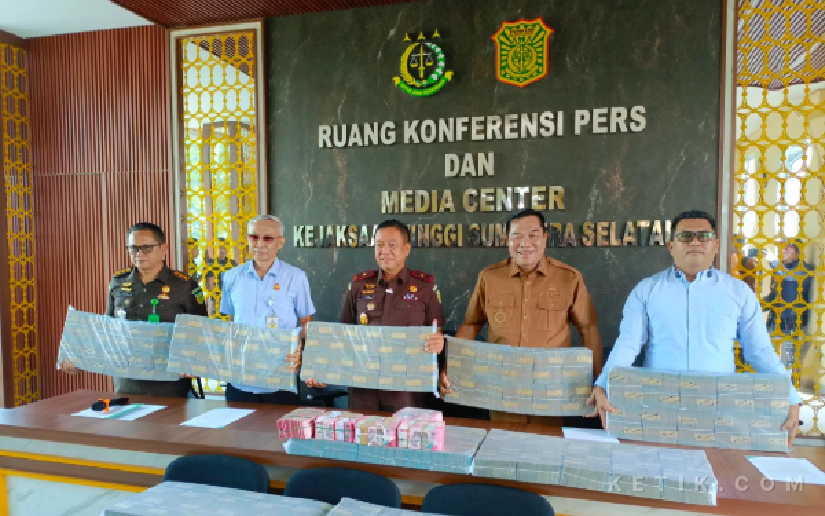 Thumbnail Berita - Kejati Sumsel Selamatkan Rp127,2 Miliar Uang Negara, PT SMB Sepakat Kembalikan Kerugian