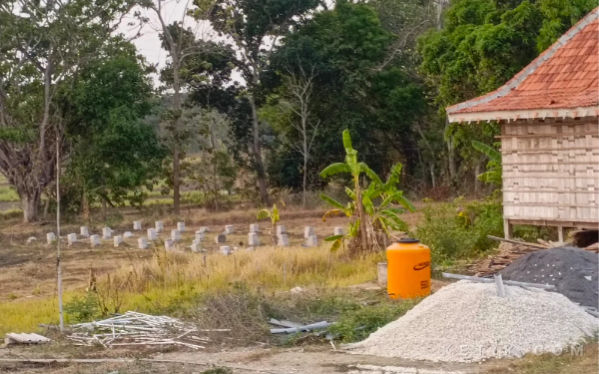 Thumbnail Berita - Bayang-Bayang H Ansori, Sang Mentor di Balik Mangkraknya BUMDes Baruh Sampang