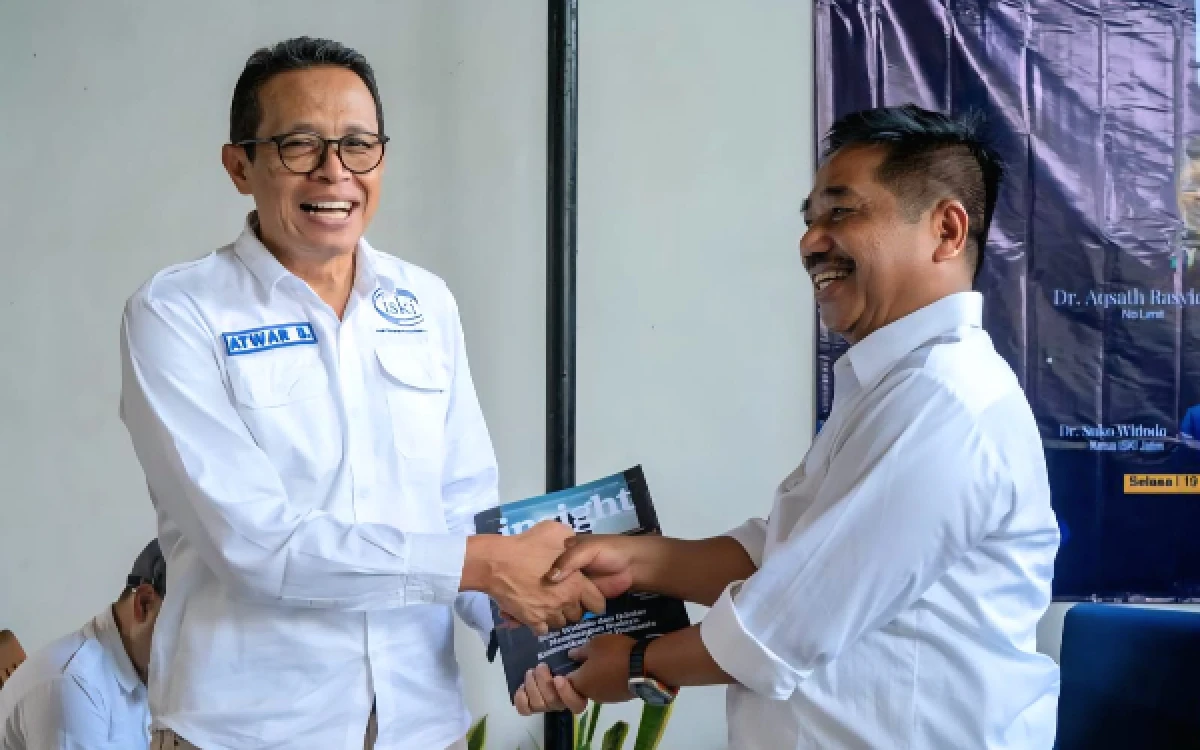 Pengurus ISKI Jatim 2026-2028  Dilantik, Tugas Pertama Fokus Benahi Etika Komunikasi Medsos