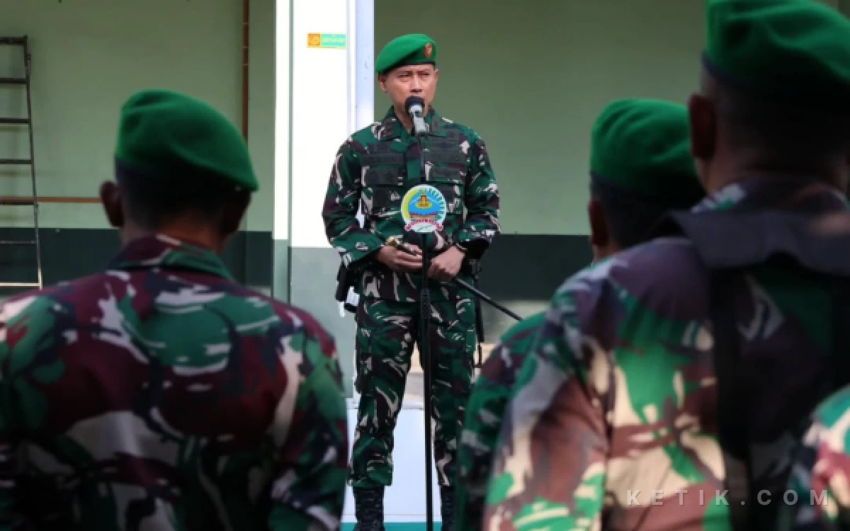 Thumbnail Berita - Dandim 0715/Kendal Tekankan Disiplin dan Humanisme Prajurit dalam Pengarahan di Makodim