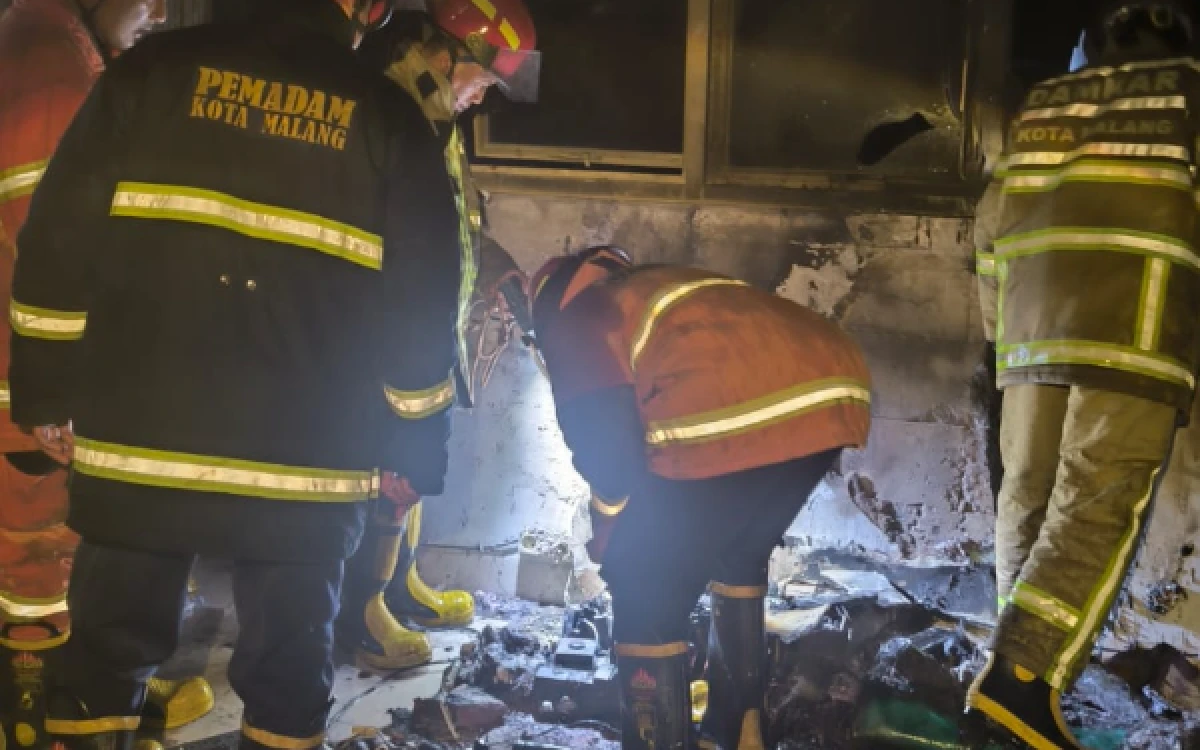 Thumbnail Berita - Ruang Praktikum Teknik Mesin Polinema Terbakar, Diduga Akibat Korsleting Baterai