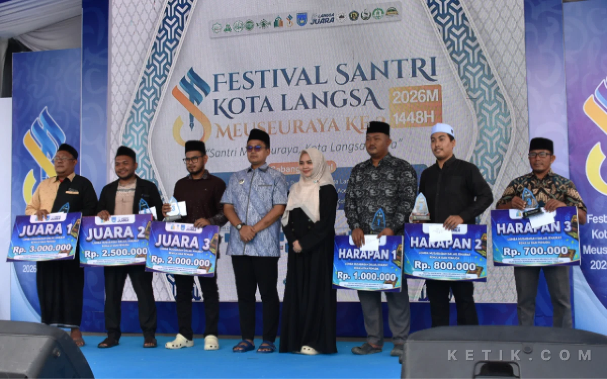 Thumbnail Berita - Wali Kota Langsa Jeffry Sentan Tutup Festival Santri Meuseuraya II 2026