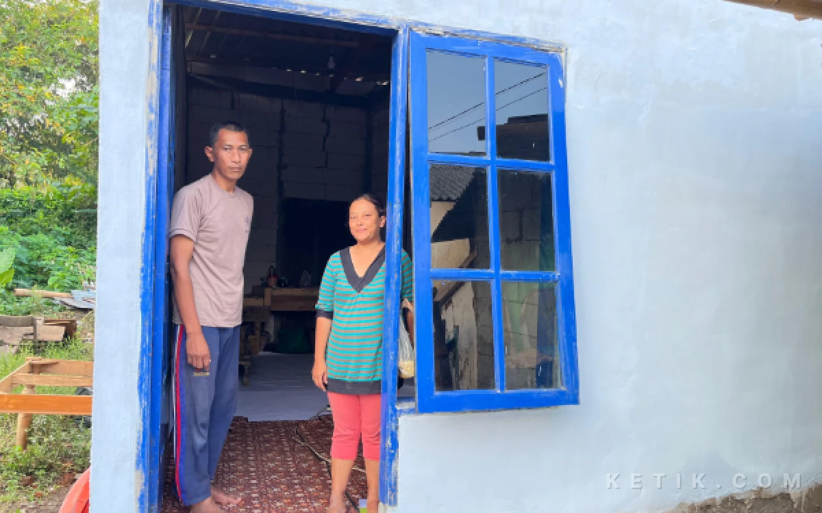 Thumbnail Berita - Before and After: Warga Kota Malang Terima Bantuan Bedah Rumah Pramuka Jatim